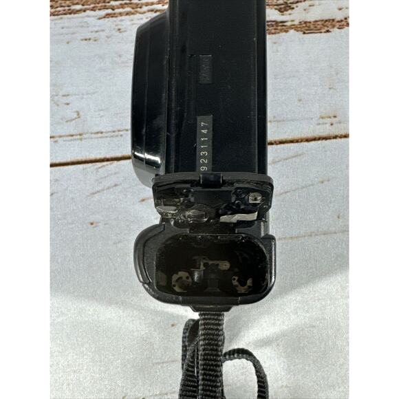 Minolta Freedom 200 AF Point & Shoot 35mm Camera & Strap - Picture 6 of 9